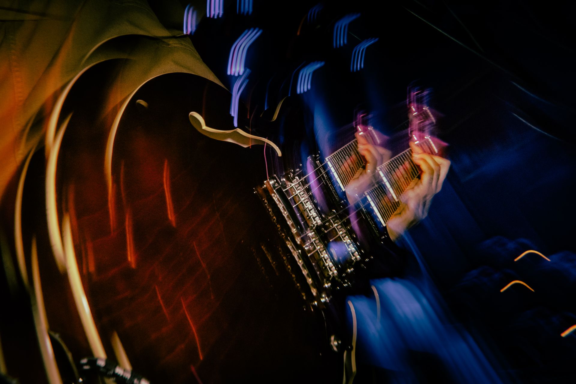 The Noir Dalis at Golddiggers