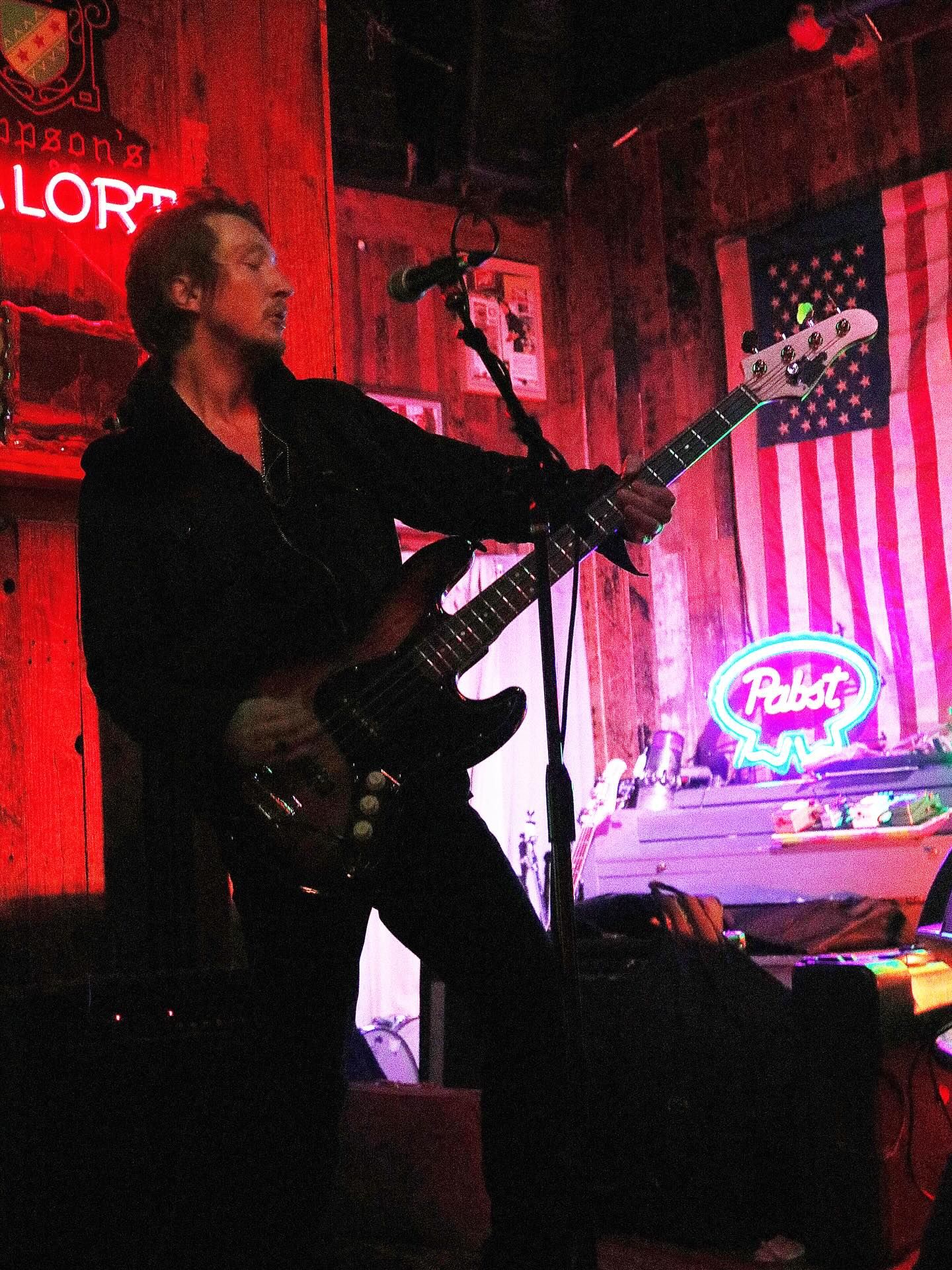 The Noir Dalis at More Photos