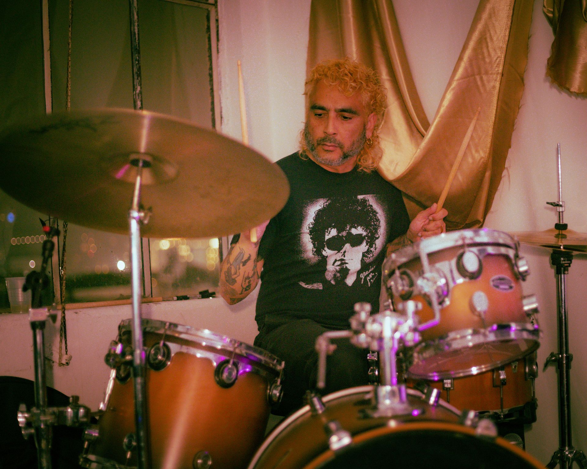 The Noir Dalis at More Photos